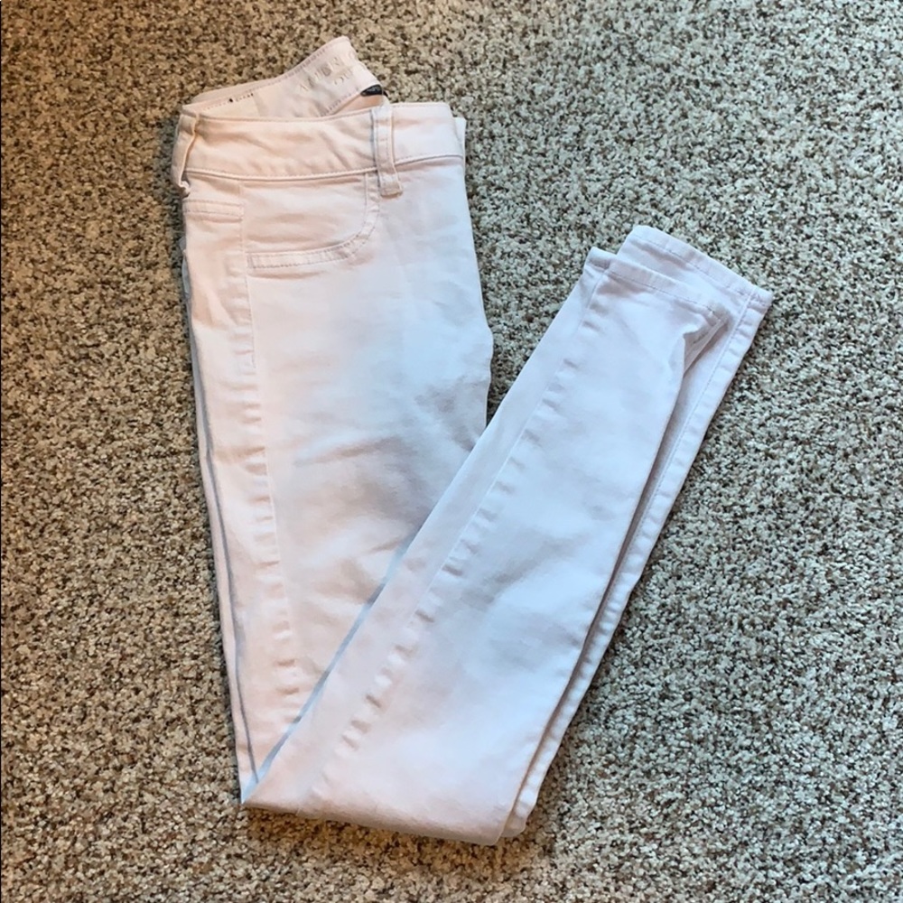 White American Eagle Jeans